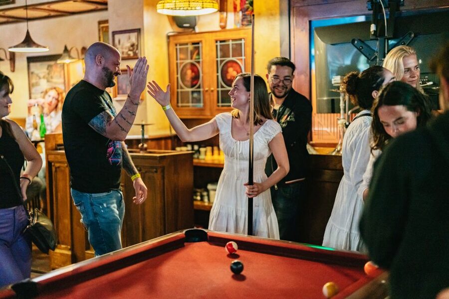 Malaga: Pubs and Clubs Crawl - Timing, clothing, and practical details
