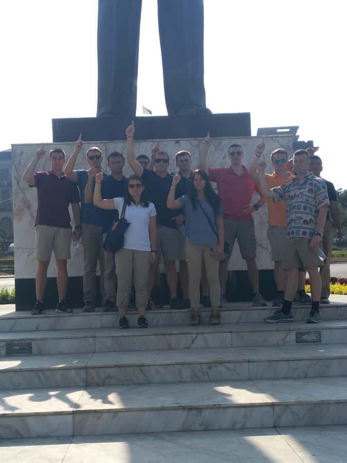 Maputo: Highlights Tour with Local Beer Tasting - Fruit, food, and the Central Market