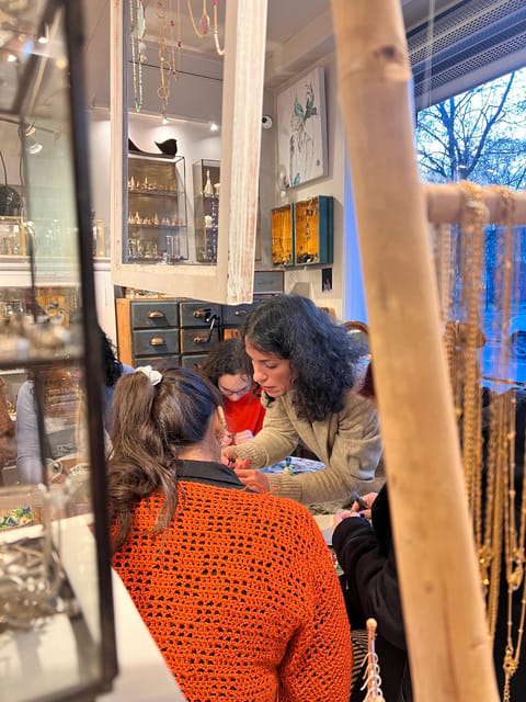 Maral Kunst : Jewelry Bar Experience (Jewelry Making) - Booking flexibility and small practical details