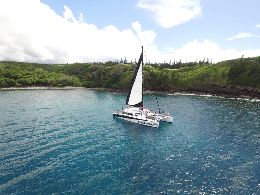 Maui: 2 Hour Sunset Dinner Sail with Open Bar and Appetizers - Meeting Gemini beside Ka’anapali Beach