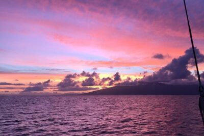 Maui: Original Sunset Cruise with Open Bar from Ka’anapali Beach