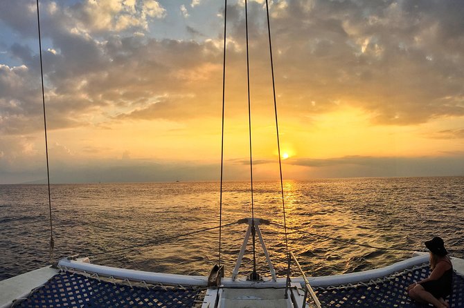 Maui: Original Sunset Cruise with Open Bar from Ka’anapali Beach - Sunset colors, island views, and the risk of clouds