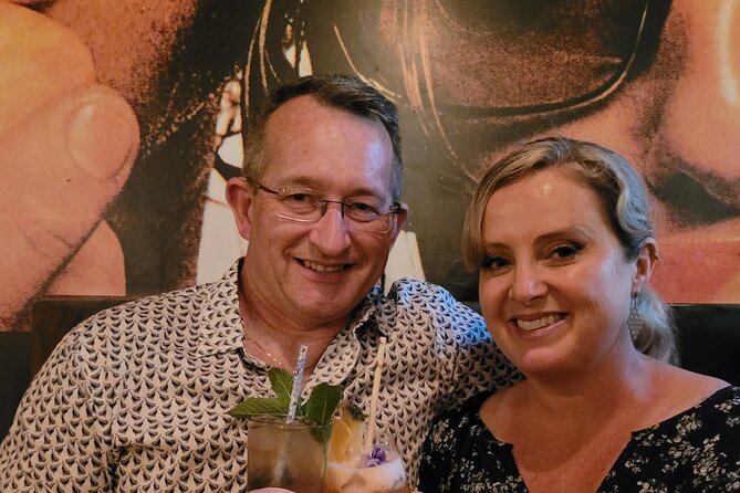 Melbourne: Hidden Bar and Cocktail Tour - Stop two: a change of mood and better cocktail guidance