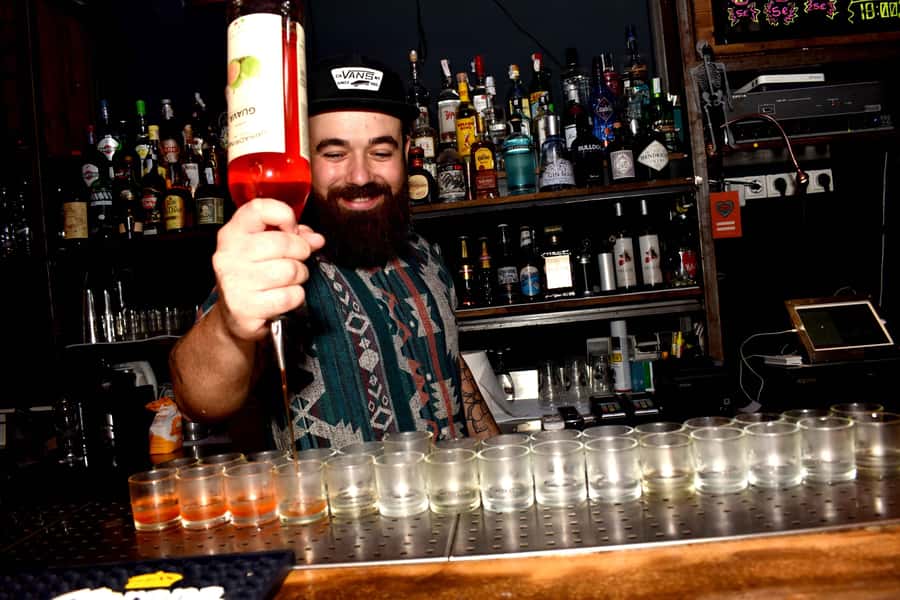 Melbourne: Weekly Bar Crawl: 5 Free shots, Club Entry - What this $17 Melbourne night is really offering