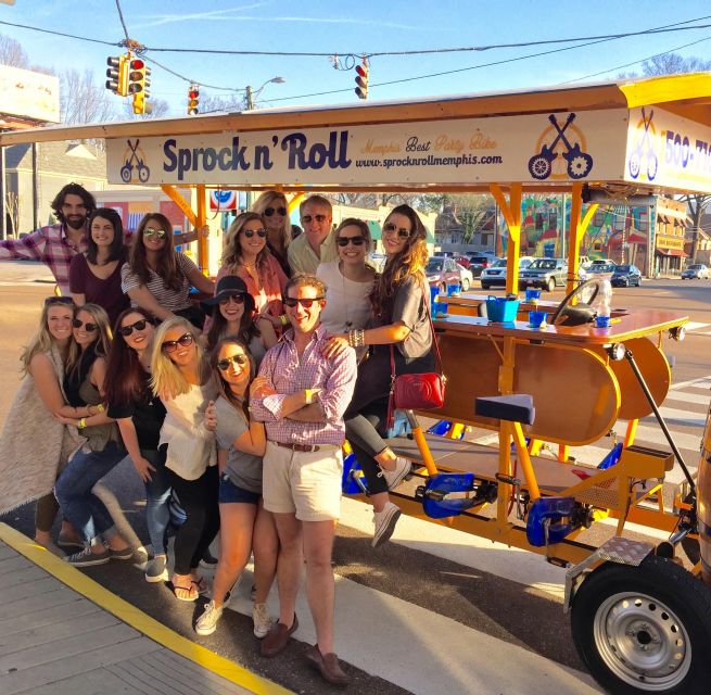 Memphis: Guided Bar Crawl on a Pedal Bike - The first few minutes: learning the bike