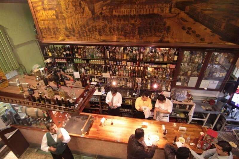 Mexico City: Traditional Mexican Bars of the Historic Center - What the $32 price really covers
