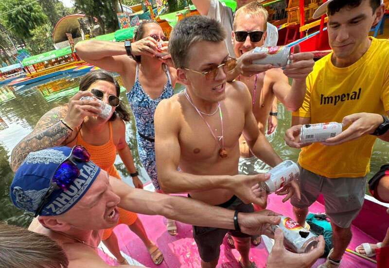 Mexico City: Xochimilco Boat Party with Unlimited Drinks - Food on a chinampa, with room for dietary requests