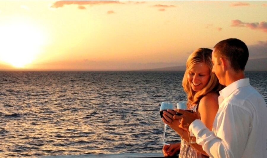 Miami: Sunset Cruise with Celebrity Homes & Open Bar - Key points to know before you book