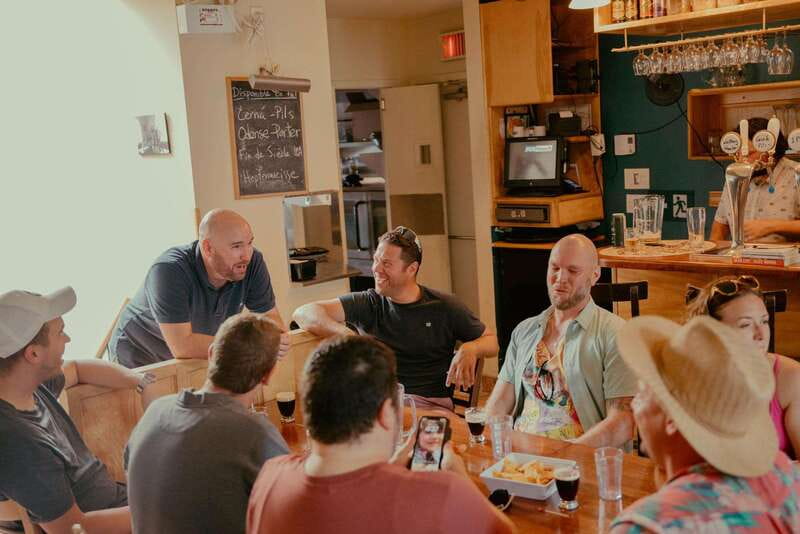 Montreal: Brewpub Experience Beer Tasting & Walking Tour - Quartier des Spectacles between pours
