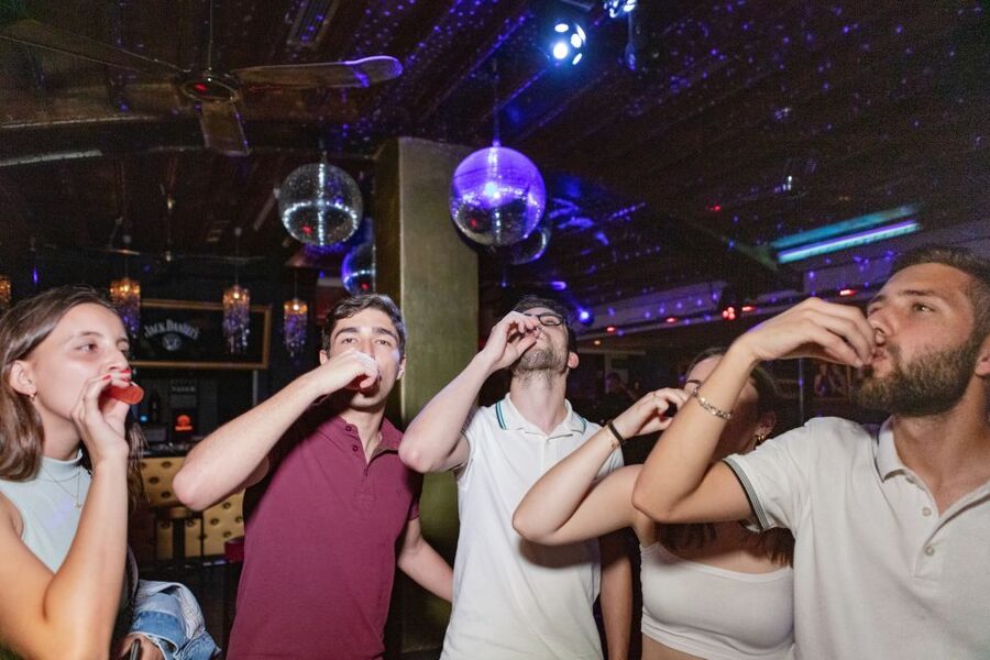 Munich: Bar and Club Crawl - Who will enjoy this three-hour night out?