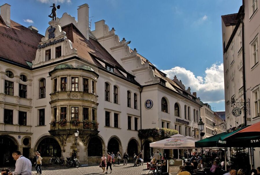 Munich: Hofbräuhaus Guided Tour with 1 Beer - Key points to know before booking