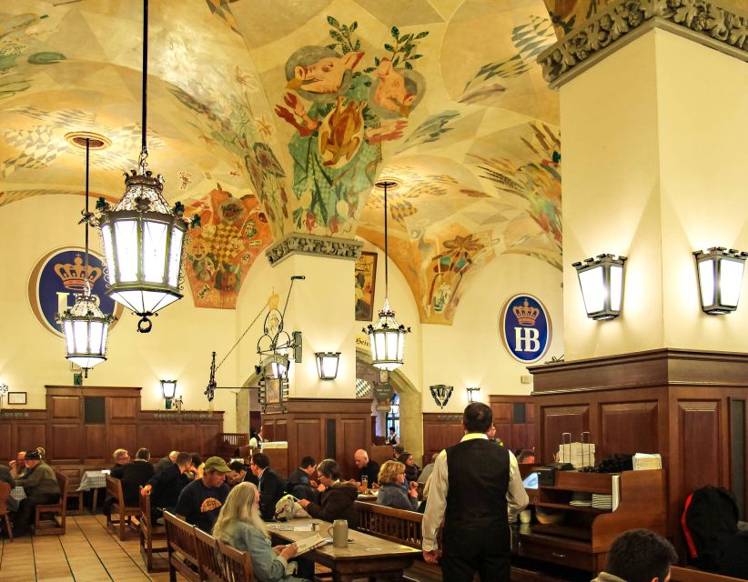 Munich: Hofbräuhaus Guided Tour with 1 Beer - Redeeming the one-liter beer token