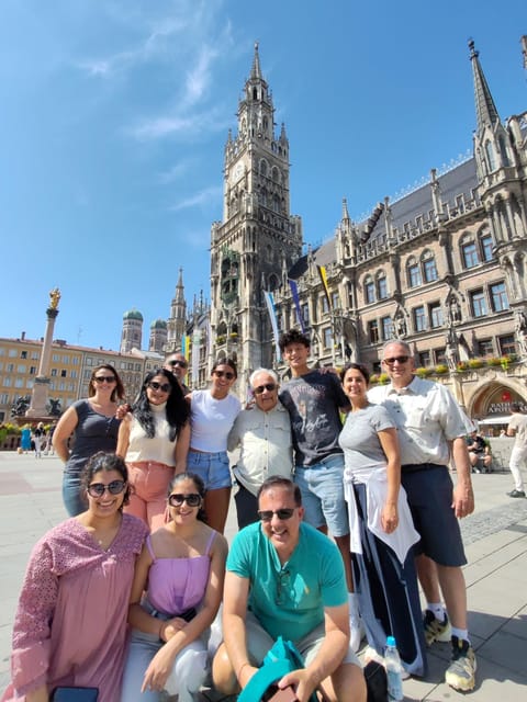 Munich: Mini Classic Bike Tour with Beer Garden Stop at 4 PM - The Residenz gives the route historical weight
