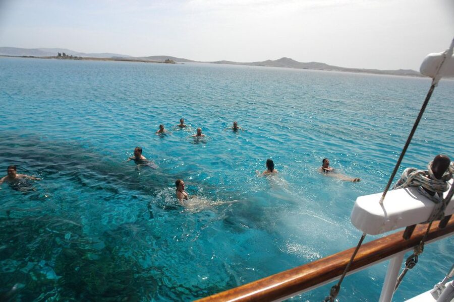 Mykonos: Sunset Party Boat Cruise with 1 Drink - Key points before you book