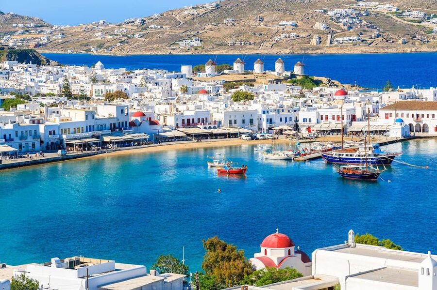 Mykonos Town & Brewery:2-Hour Walking Tour with Beer Tasting - Why this Mykonos combination works
