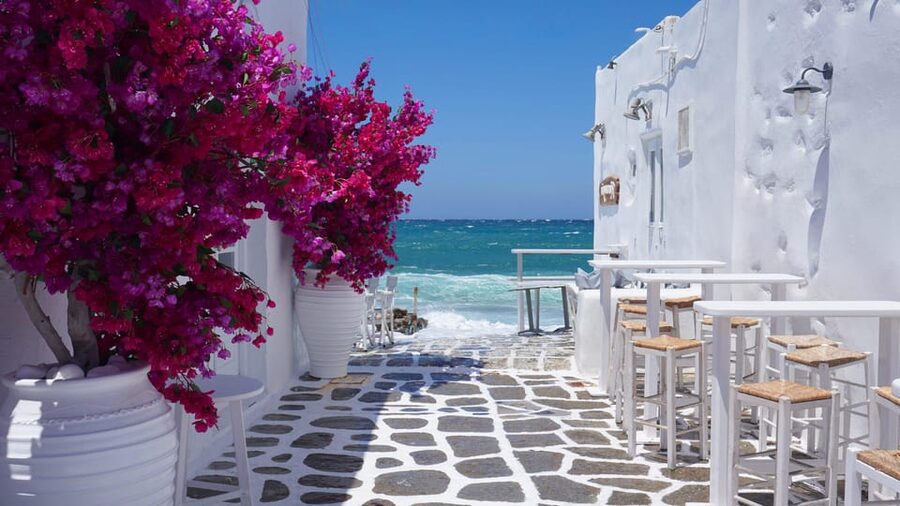 Mykonos Town & Brewery:2-Hour Walking Tour with Beer Tasting - Who will enjoy this tour most