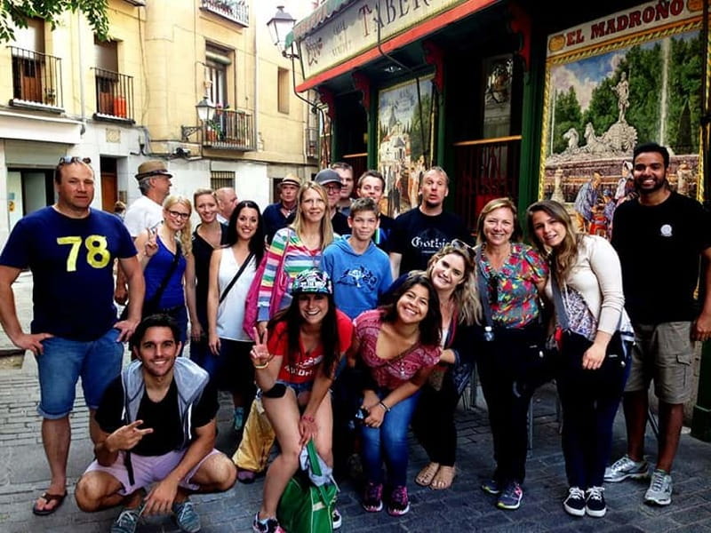 Mysteries & Tapas Tour in Madrid + Pub Crawl - Guide quality can shape the whole evening