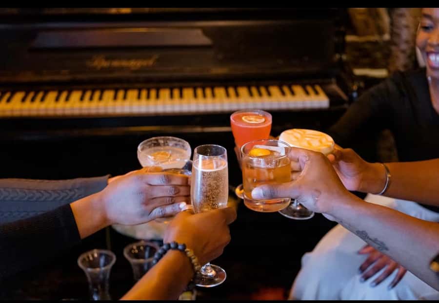 Nairobi bar crawl:Drink and Mingle - Key points at a glance