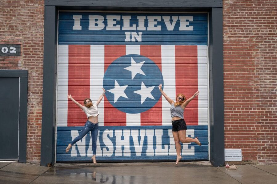 Nashville: Boutique Shopping and Bar Cart Tour - Shopping the Gulch for Boots and Local Style
