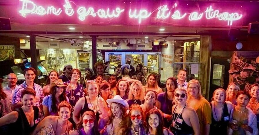 Nashville: Exclusive Entry and Special Offers VIP Bar Crawl - Live Music, Games, and Group Energy