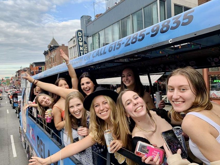 Nashville: Party Bus with DJ and Bar - What the two-hour Nashville party bus is really like