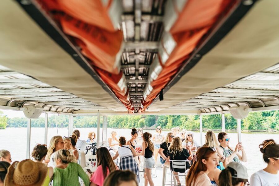 Nashville: Pontoon Party Cruise with a Captain - Choosing morning, afternoon, or sunset