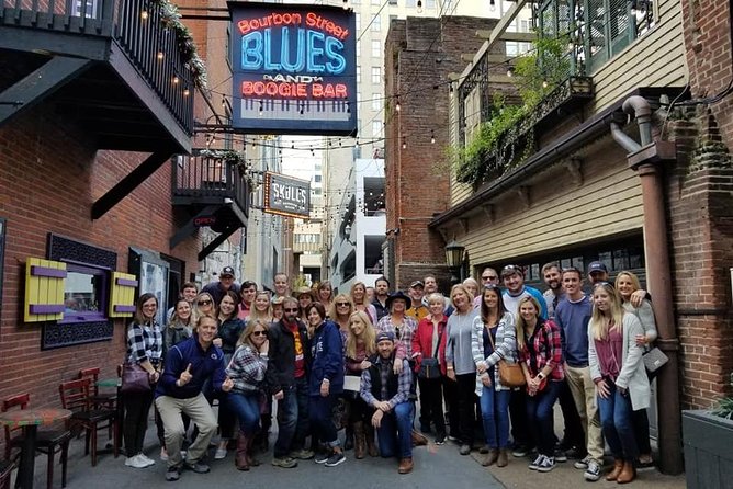 Nashville's Honky-Tonk Walking Sightseeing Pub Crawl - Why this Nashville pub crawl works