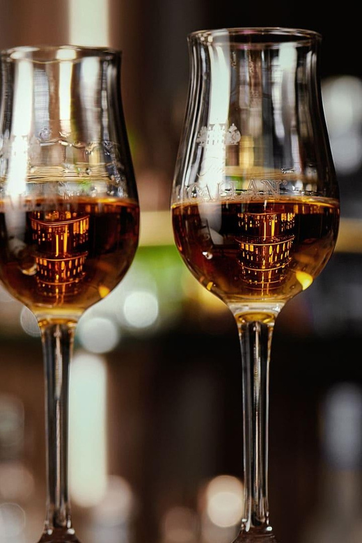 Nashville's Speakeasy Secrets: True Crime Tasting Pub Crawl - Dress rules, weather, and the practical side of the walk