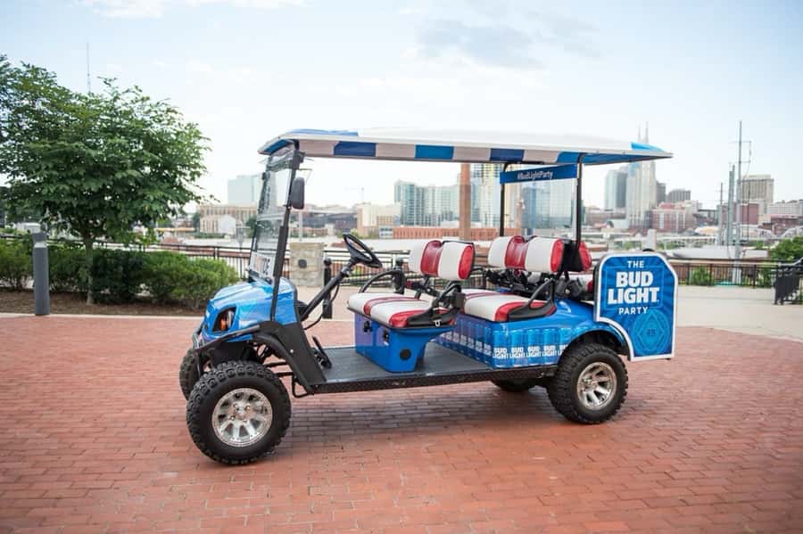 Nashville: Sights, Street Art & Brewery Tour by Golf Cart - Seeing Nashville’s sights from the cart