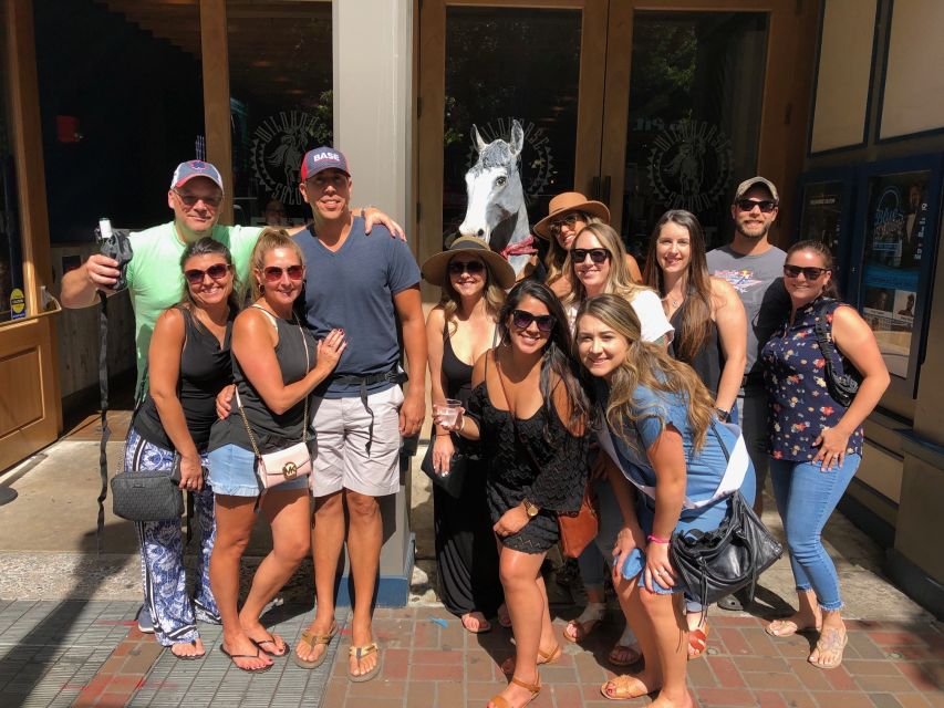 Nashville: The Ville All-Inclusive Pub Crawl - Music, atmosphere, and the social side