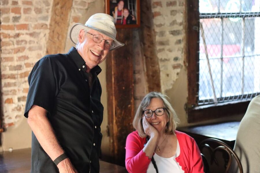 New Orleans: Ghost and Haunted Pub Crawl Tour with Free Shot - Lafitte’s Haunted Pirate Bar and the drink-stop rhythm
