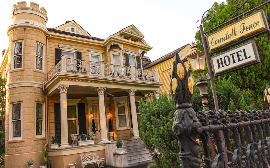 New Orleans: True Crime Pub Crawl - Starting outside Bon’s in the French Quarter