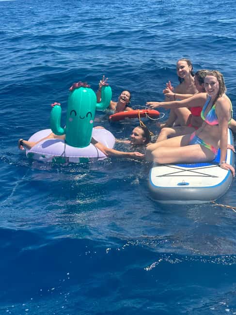 New Sailing / Boat Tour with Free Drinks and Tapas - Tapas, Drinks, and the Social Mood