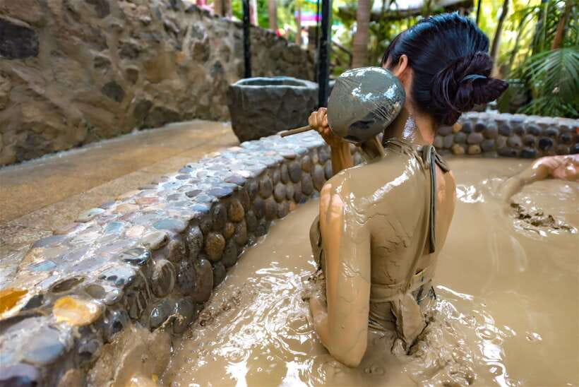 Nha Trang: Coral Reef Snorkeling, Mud Bath & Floating Bar - Key points at a glance