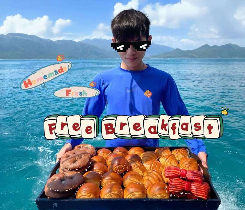 Nha Trang: Coral Reef Snorkeling, Mud Bath & Floating Bar - Seafood lunch with city views