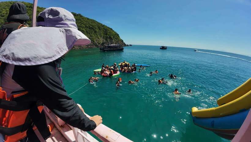 Nha Trang: Coral Reef Snorkeling, Mud Bath & Floating Bar - What the $39 price really covers