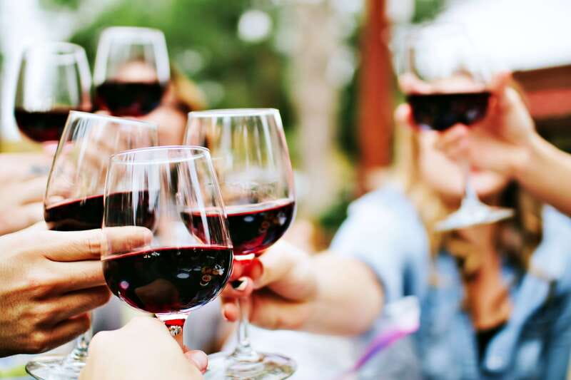 Niagara-on-the-Lake: Half-Day Wine, Beer & Charcuterie Tour - Should you book it?