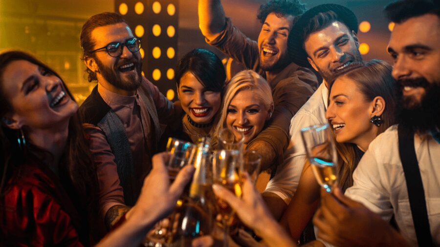 Nuremberg: Bar and Club Tour with Free Shots and Free Entry - Key points at a glance