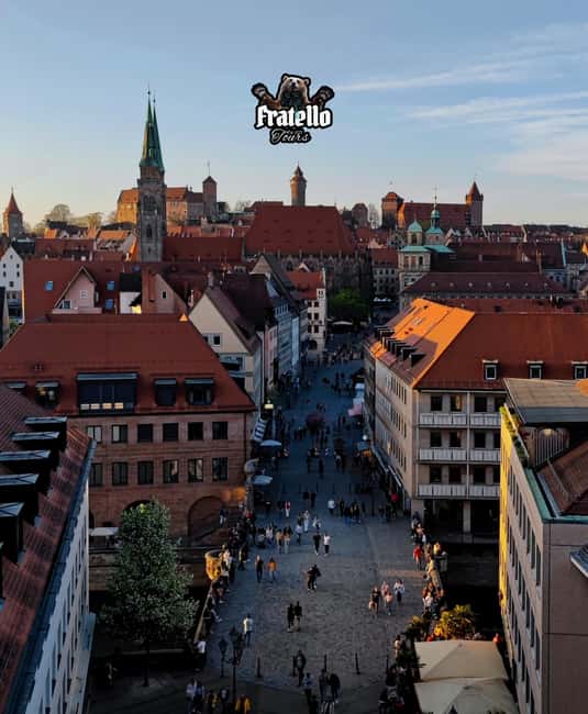 Nuremberg: Castle and Old Town Tour - incl. Tickets and red beer tasting - Bridges and the Pegnitz