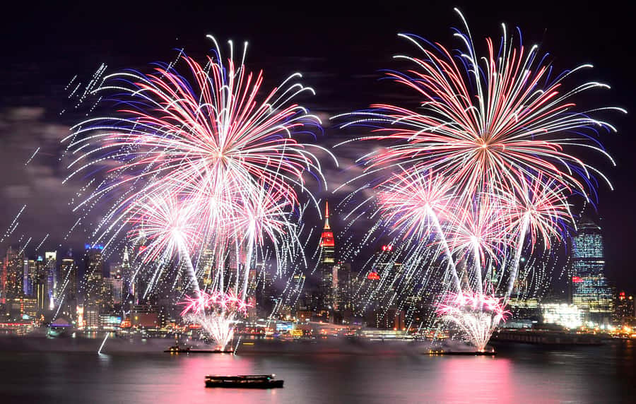 NYC: 4th of July Fireworks Party Cruise with Buffet & Drinks - Key points to know before booking