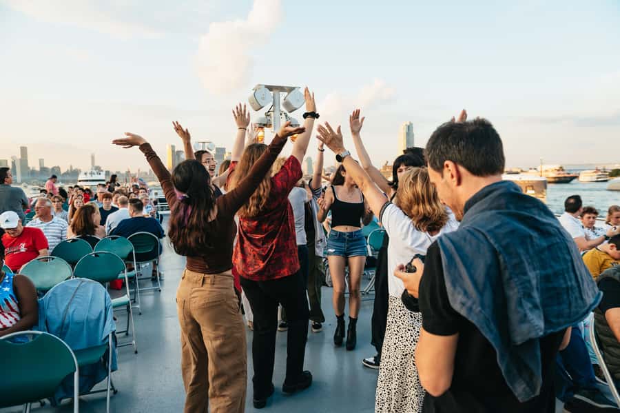 NYC: 4th of July Fireworks Party Cruise with Buffet & Drinks - Why this July 4 cruise is worth considering