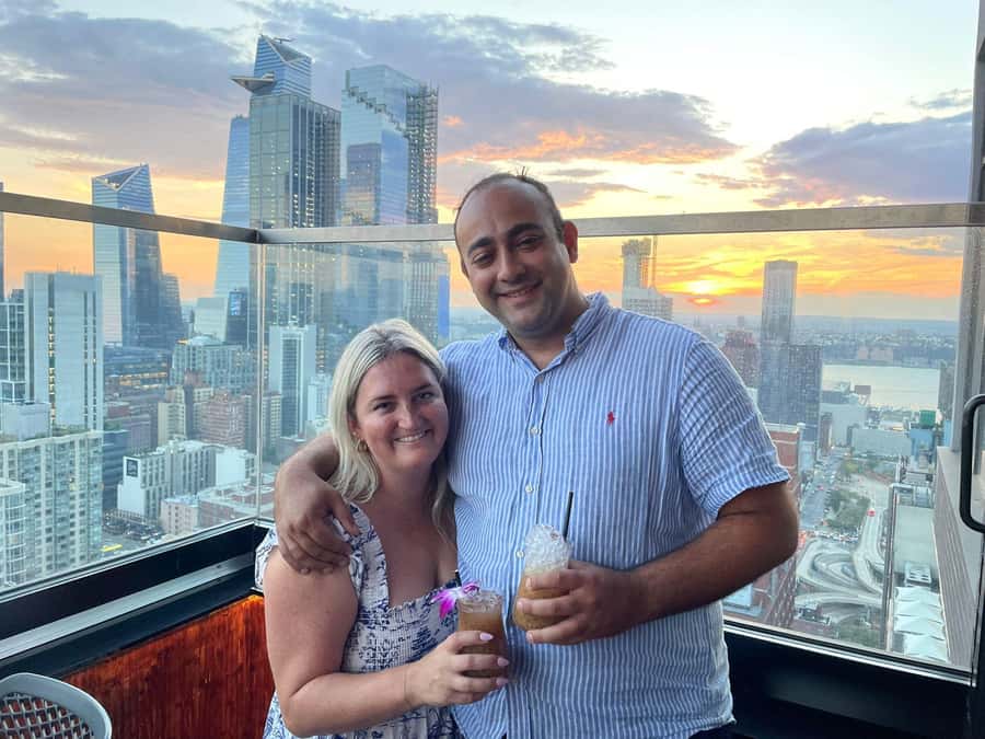 NYC: Bar, Lounge and Rooftop Nightlife Tour - The rooftop lounge and the payoff of the route