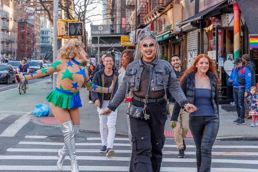 NYC: Drag Highlights - Bar Crawl & Show – Drinks Included! - Why this Hell’s Kitchen night feels different
