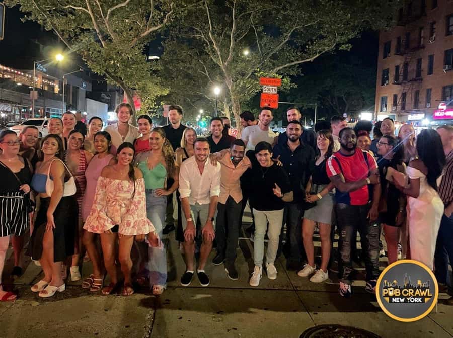 NYC Pub Crawl Experience - Greenwich Village nightlife and the NYU setting