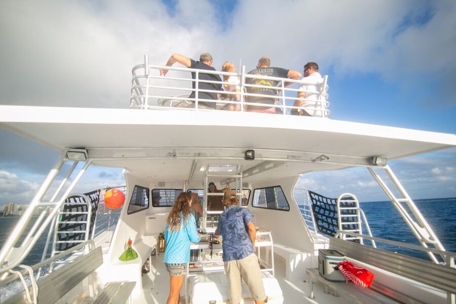 Oahu: BYOB or Cash Bar Waikiki Sunset Cruise - The Sunset Changes With The Season