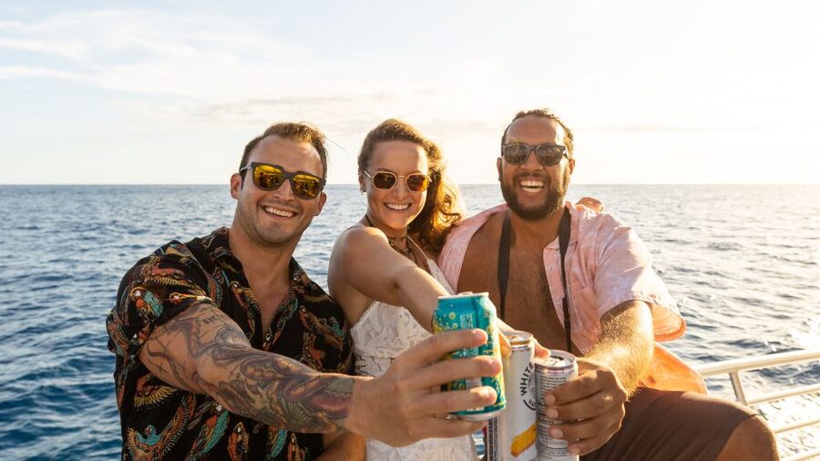 Oahu: Premium Waikiki Sunset Party Cruise with Live DJ - Who will enjoy this Waikiki cruise most