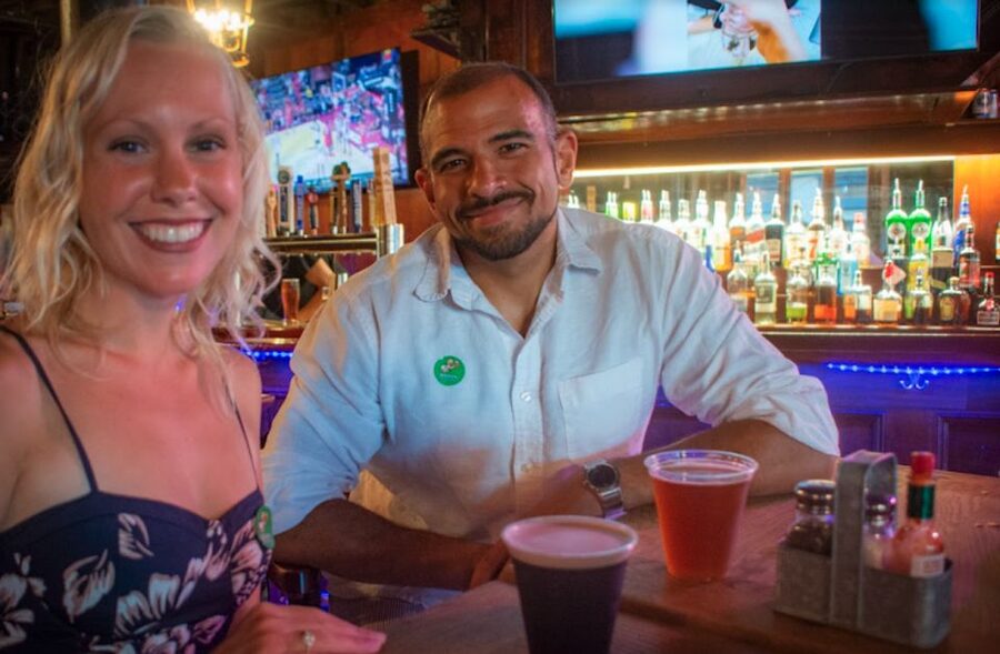 Oahu: Sips & Secrets of Hawaii Pub Crawl - Key points to know before you book