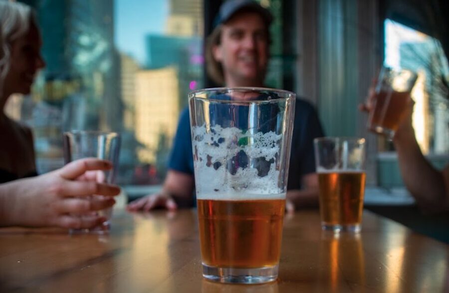 Oahu: Sips & Secrets of Hawaii Pub Crawl - Practical value, cancellations, and small details