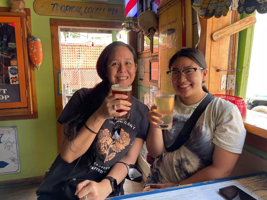 Oahu: Sips & Secrets of Hawaii Pub Crawl - Finding the Fort DeRussy meeting point