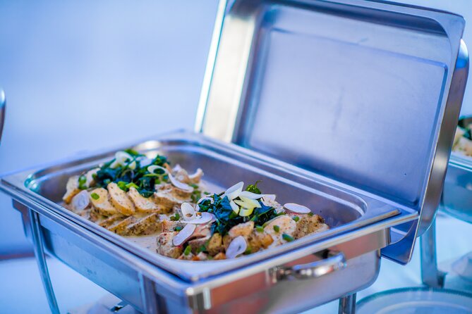 Ocean Vision: Show & Dance Night with buffet, open bar & transfer - What the Ocean Vision evening includes